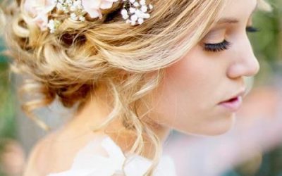 Simple DIY Wedding Flower Hair Designs