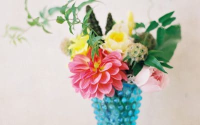 Antiquing for DIY Wedding Centerpieces