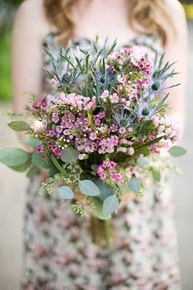 Rustic wedding bouquet style