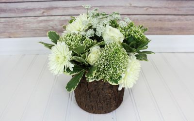 DIY Woodsy Wedding Centerpiece