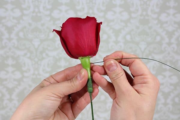 How to Make a Boutonniere 8