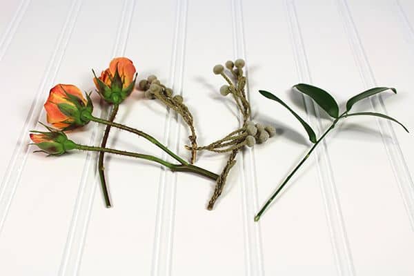 diy spray rose boutonniere tutorial- pruned pieces