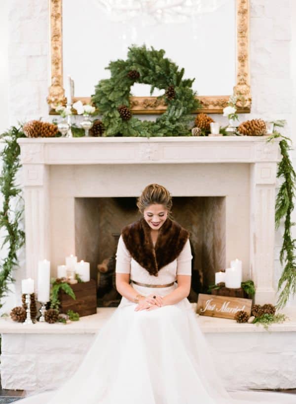 reasons to have a winter wedding greens