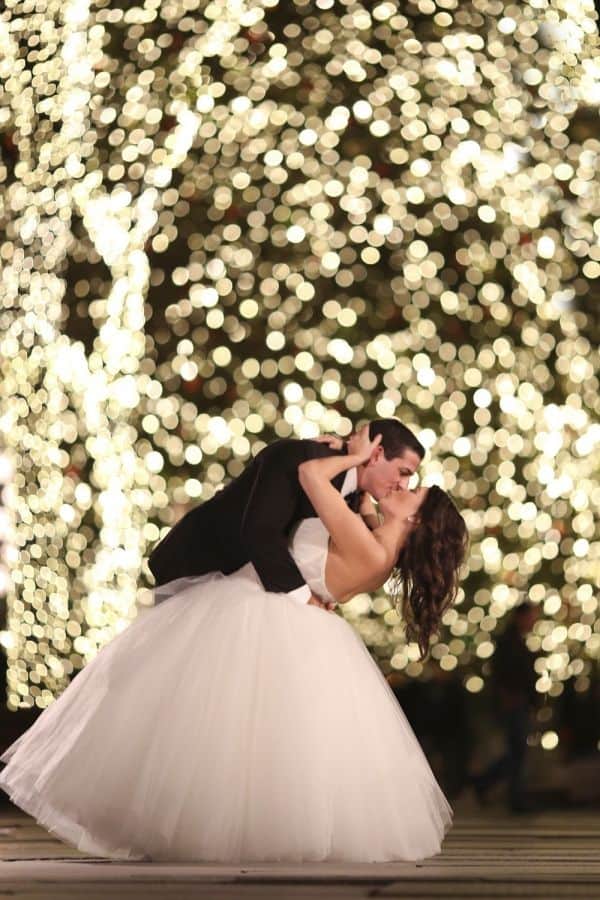 reasons to have a winter wedding