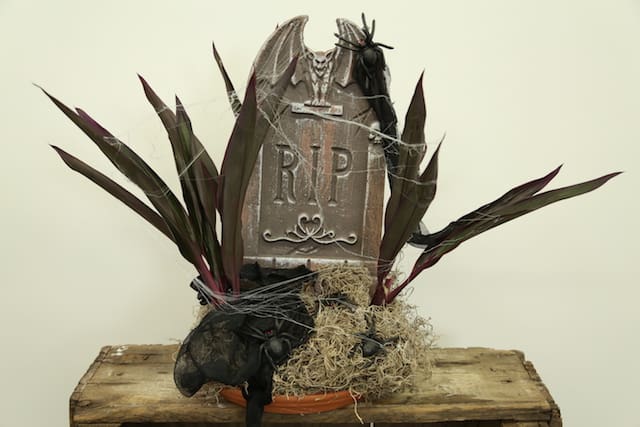 Haunting Halloween Tutorial Blooms by the Box Eddie Zaratsian