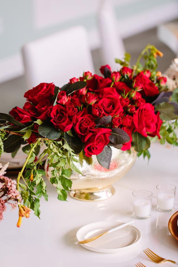placesetting with large red flowers