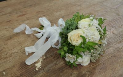 Eddie Zaratsian How-To Garden Style White Bouquet