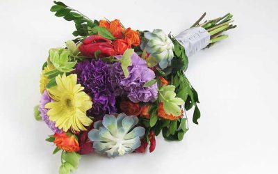 DIY Fun & in Love Rainbow Bouquet