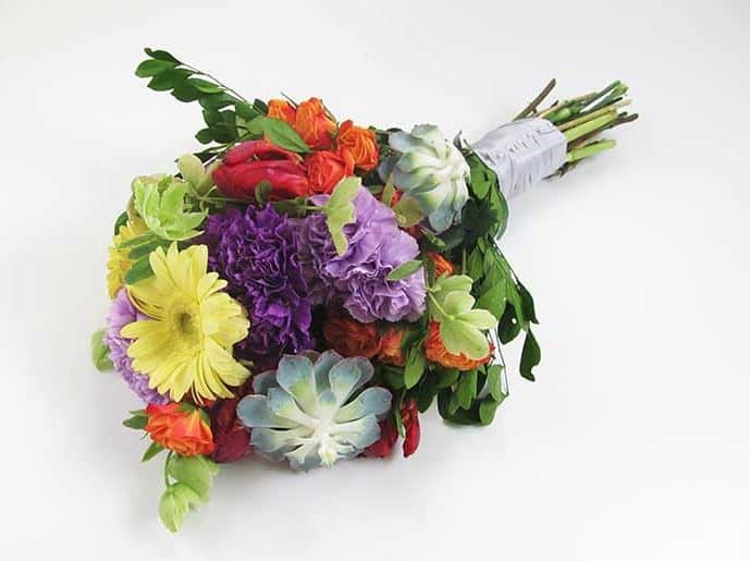 DIY Fun & in Love Rainbow Bouquet