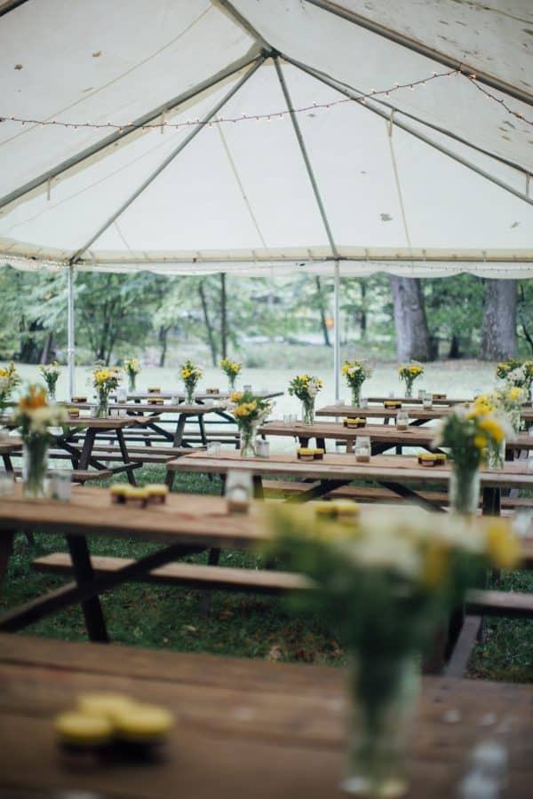 Rainy Day wedding, DIY Wedding, Outdoor Wedding, Autumn Wedding, DIY Bouquet, DIY Boutonniere