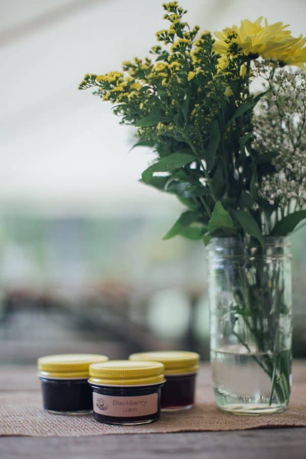 Rainy Day wedding, DIY Wedding, Outdoor Wedding, Autumn Wedding, DIY Bouquet, DIY Boutonniere