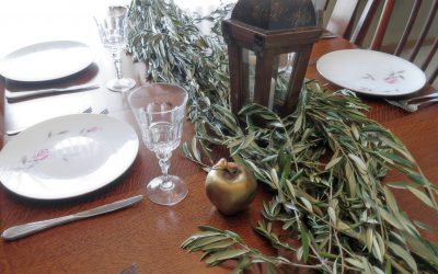 DIY Greenery Centerpiece featured in Rent My Wedding Magazine