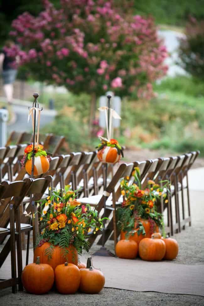 7 Ways To Have An Autumn Pumpkin Spice Wedding Blooms By The Box