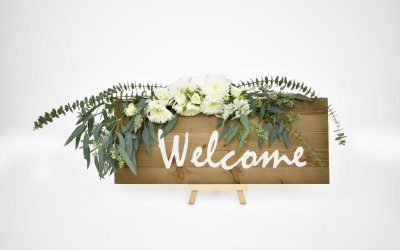 DIY Wedding Welcome Sign Featured on Emmaline Bride