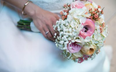 Save, Don’t Splurge! Garden Rose & Raununculus Bouquet
