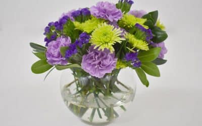 “How-to” Make a Simple Carnation Centerpiece
