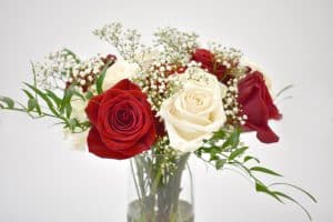 adding baby’s breath to fill in any gaps