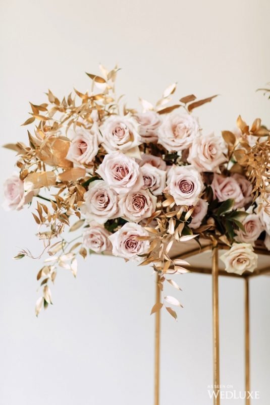 Metallic flower bouquet
