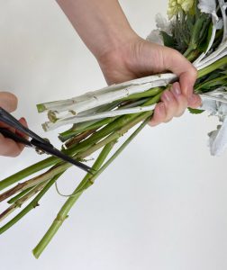 Cutting flower stems