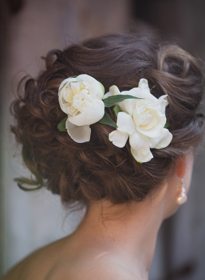 Gardenias in hairpiece