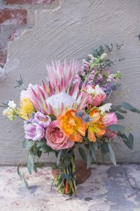 summer floral trends tropical flowers