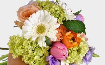 How To Make A Mixed Flower Centerpiece