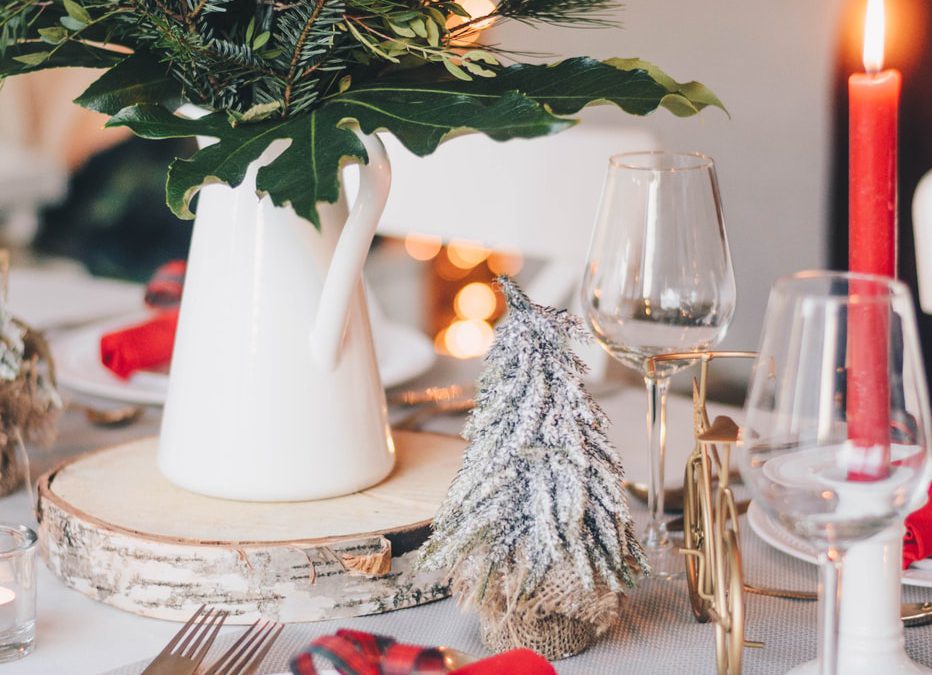 Create A Holiday Tablescape