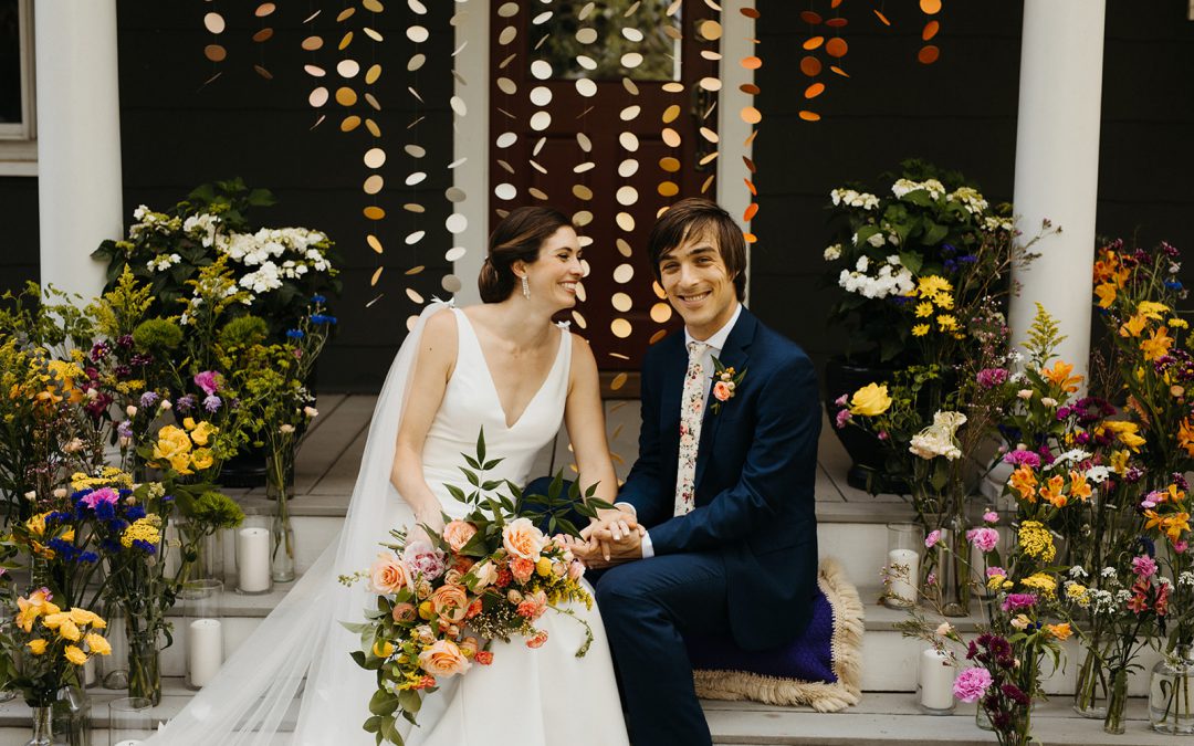DIY Wedding Flower Tips bride and groom photo