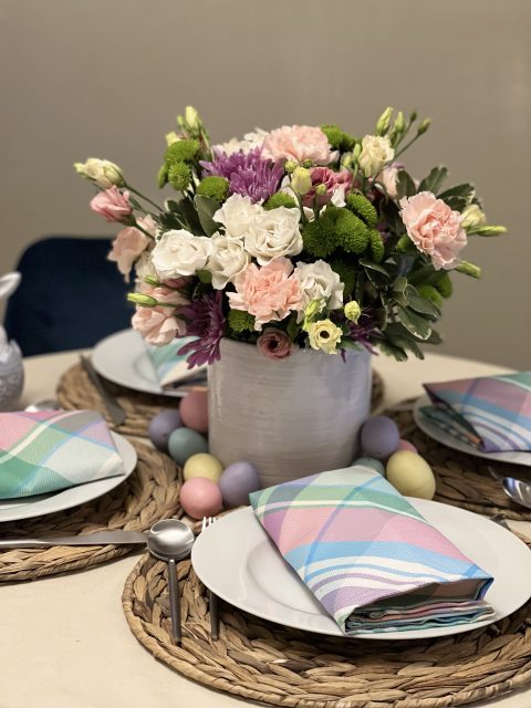 DIY Easter Centerpiece