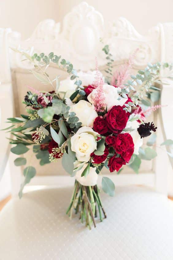 Vendula & Red Rose Bouquet with scabosia