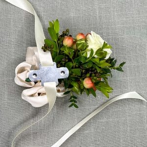 Easy Steps to DIY Corsages