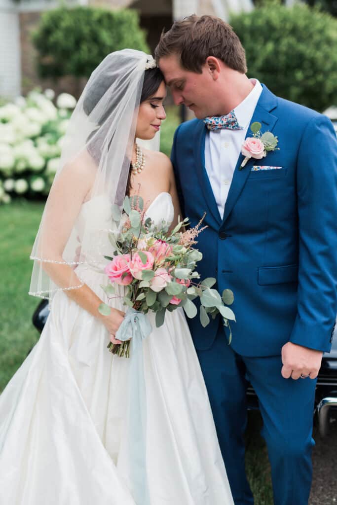 Bride & Groom DIY Vintage wedding pink and white flowers