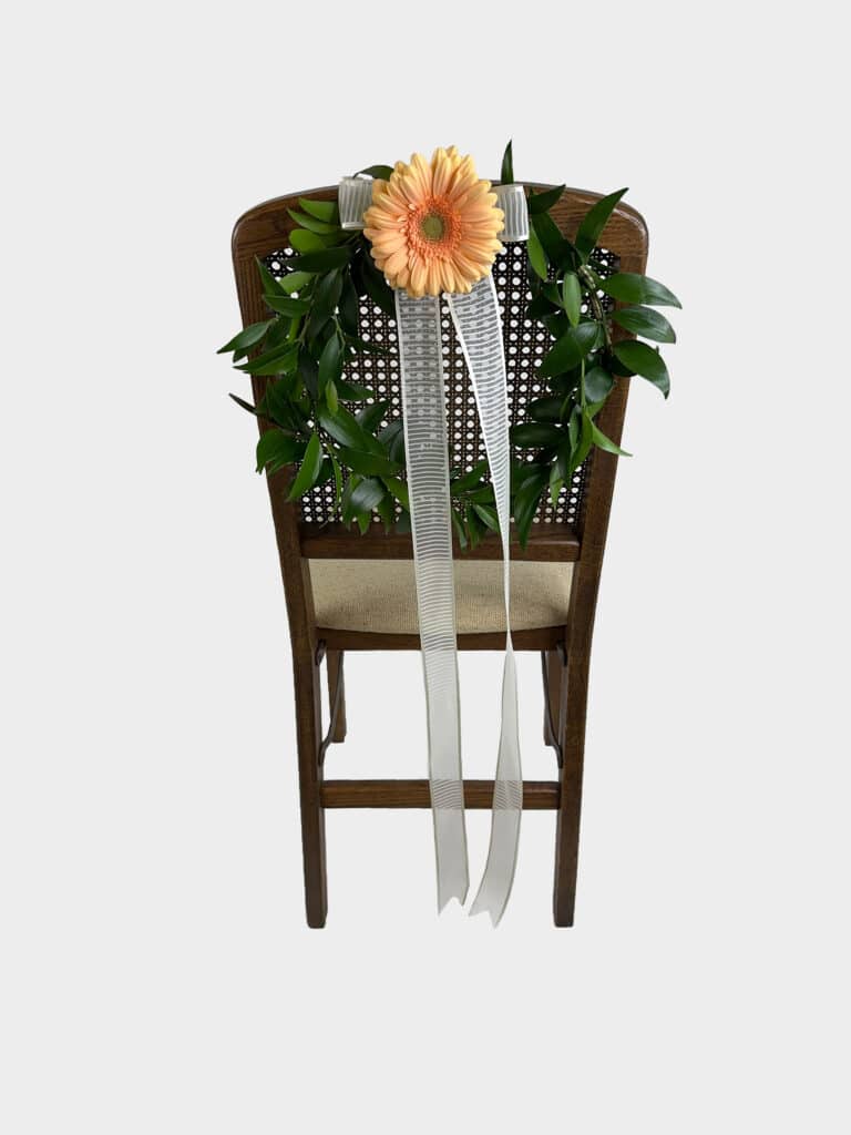 DIY Flower Wreath for Wedding Chairs