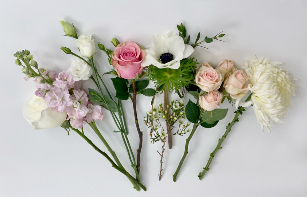 How to DIY Wedding Flowers