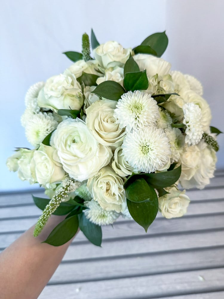 Classic White Flower Bouquet Recipes