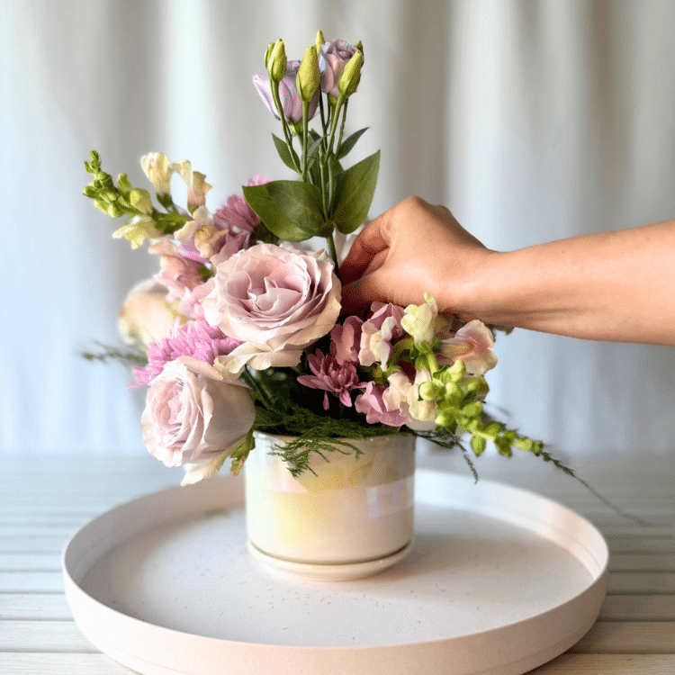 flower arrangement with lavender flowers from our lavender haze flower pack